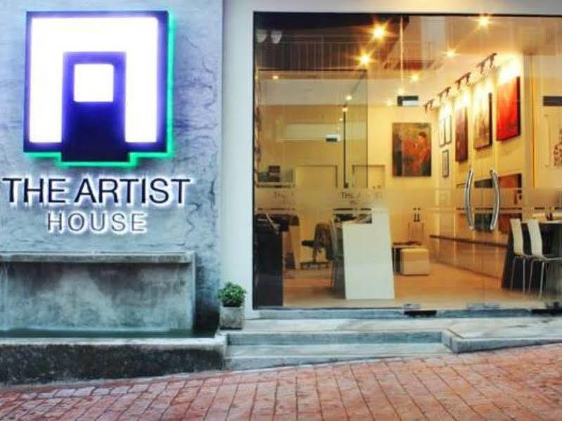 The Artist House Hotel Patong Exterior photo